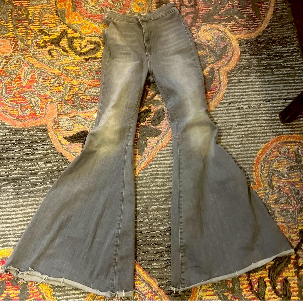 27 Free People Just Float On Bell Flares / Sold on eBay Id Szervous